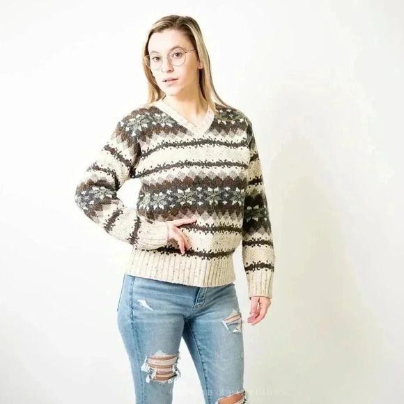 Vintage 90’s Chunky Knit Reference Point Sweater - S - Picture 3 of 8